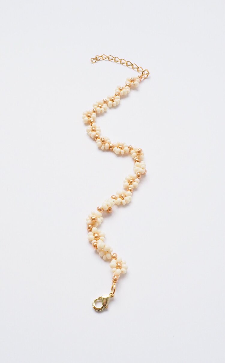 Daisy Chain Bracelet